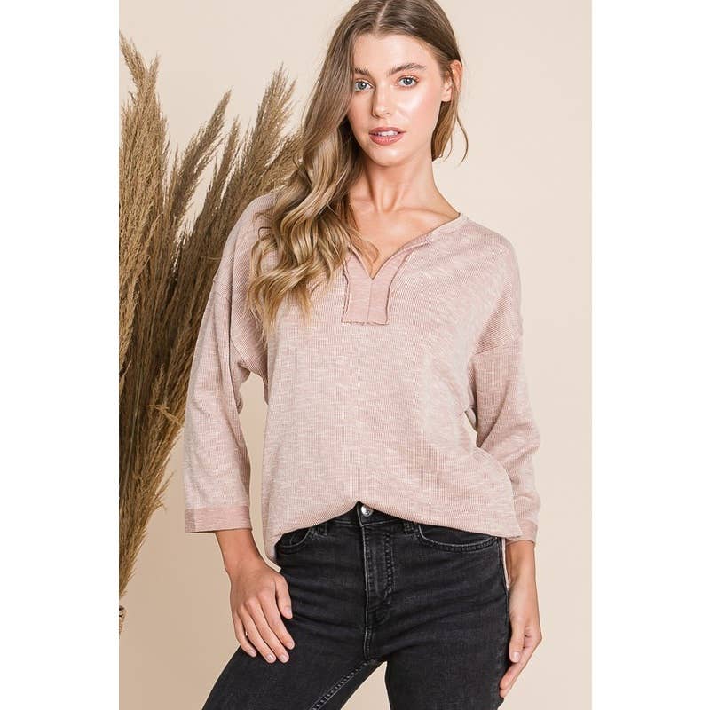 3/4 SLEEVE SPLIT NECK TOP